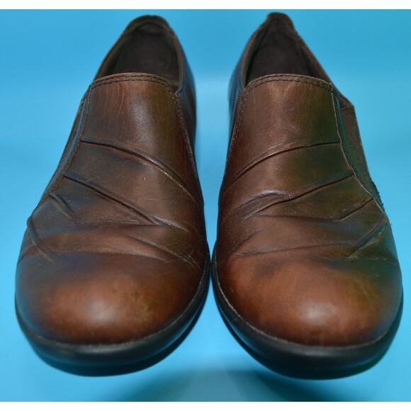 Clark's Slip On Dress Shoes / Sz 6.5 / Brown / Comfort / Leather - Picture 3 of 9